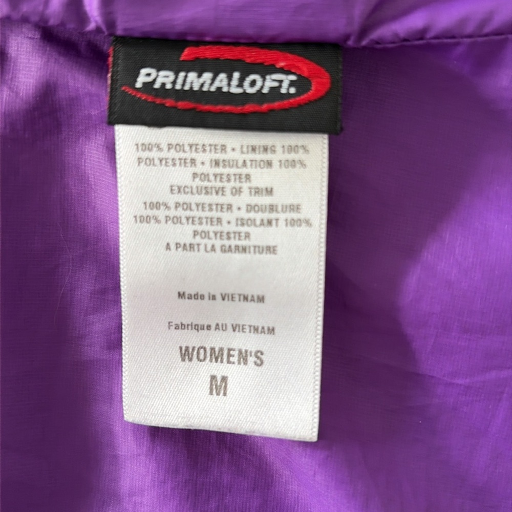 Women's Patagonia puffer jacket.  Good used condition. - Picture 3 of 4